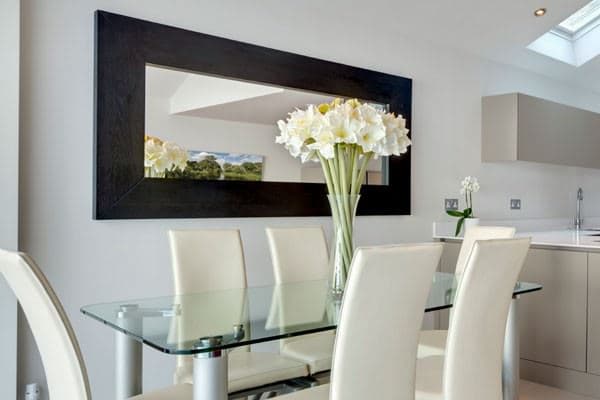 Espelhos na decoração: o que fazer e o que NÃO fazer, segundo Feng Shui